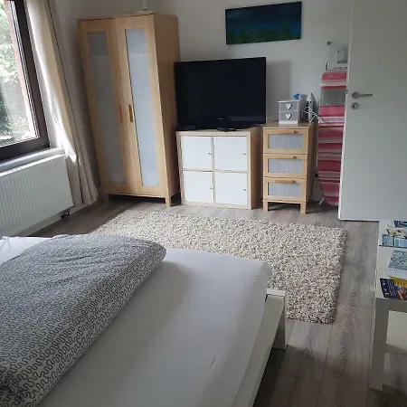 Fw Tuzzini * Jülich